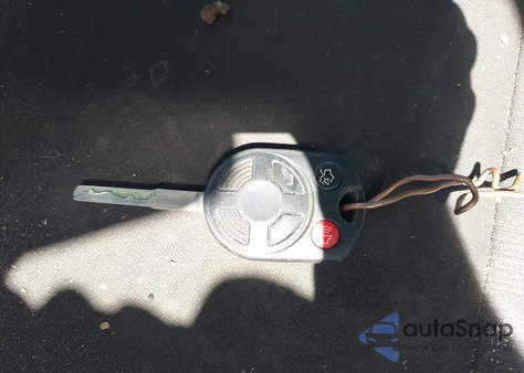 2018 Ford Focus Se z USA, uszkodzony, nr VIN 1FADP3K2XJL298334